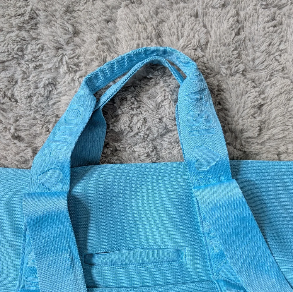 Wild One Everyday Carrier Blue And Green